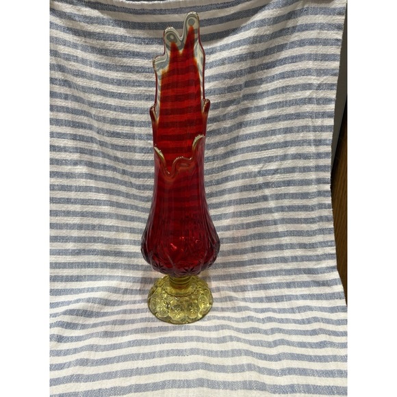 Vintage Swung Amberina Glass Vase – Red & Yellow Starburst Base 13.5 